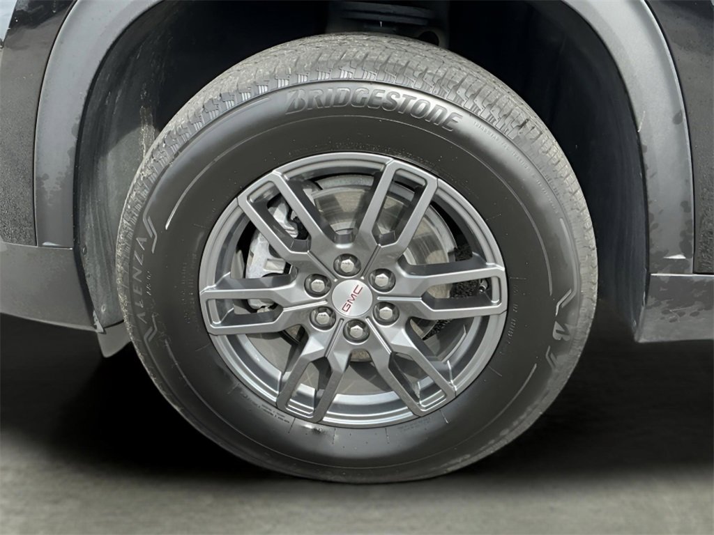 Used 2025 GMC Acadia Elevation image 24