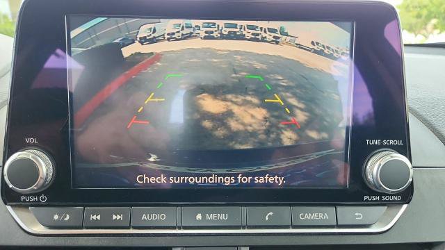 Used 2024 Nissan Altima 2.5 SV FWD image 18