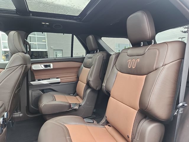 Certified 2024 Ford Explorer King Ranch w/ Technology Package AWD/4WD image 25