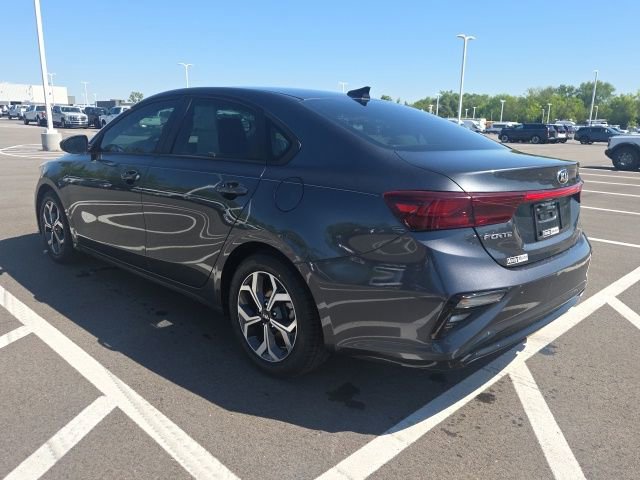 Used 2021 Kia Forte LXS FWD image 11