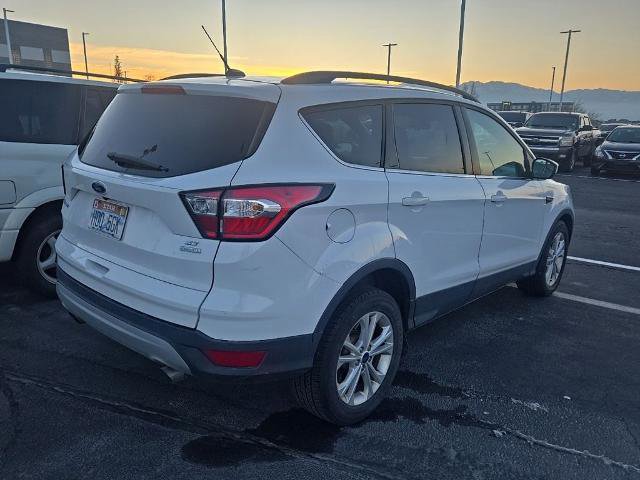 Certified 2018 Ford Escape SE image 3