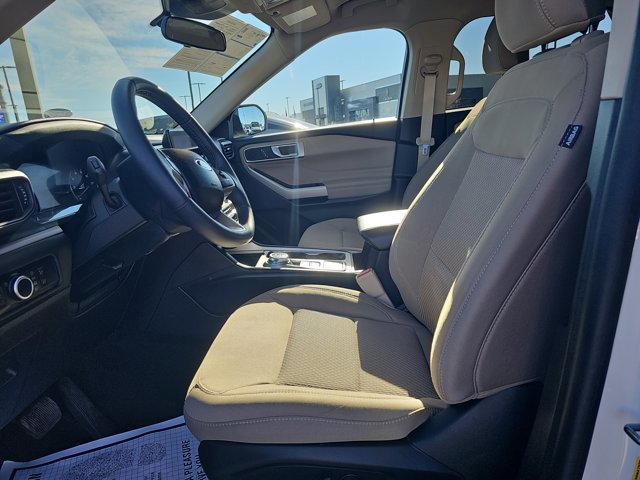 Certified 2023 Ford Explorer XLT image 10