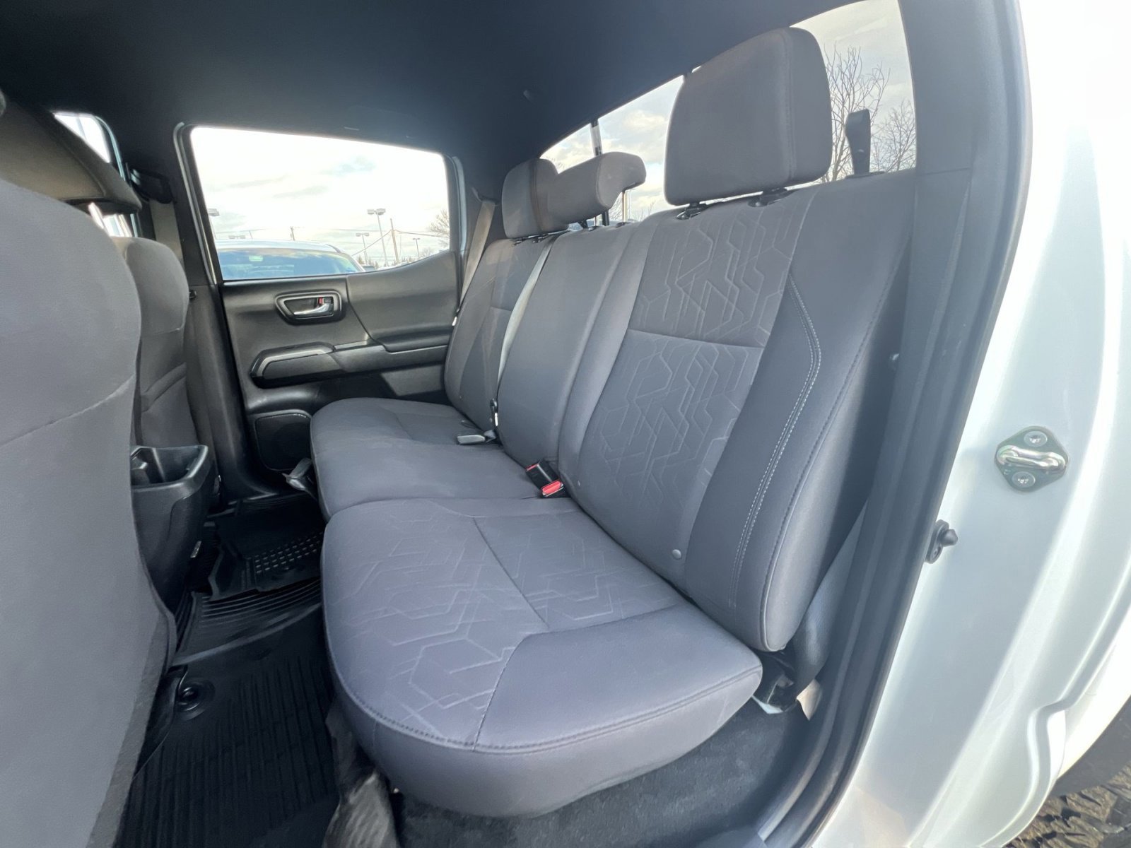 Used 2019 Toyota Tacoma TRD Off-Road w/ Technology Package image 22