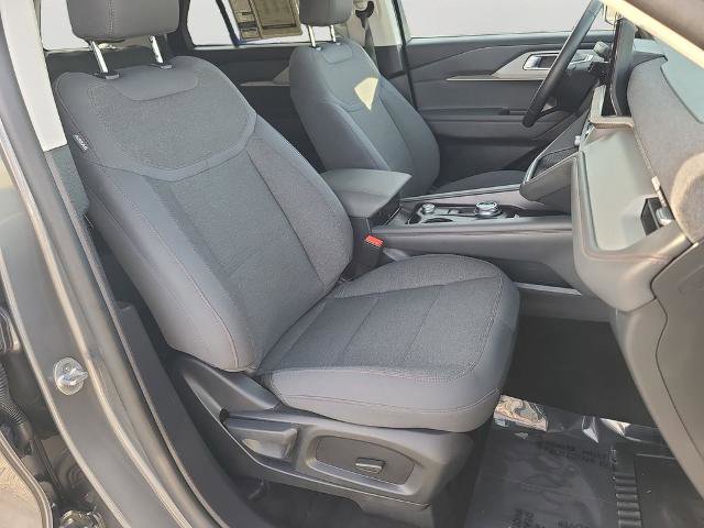 Certified 2025 Ford Explorer Active image 6