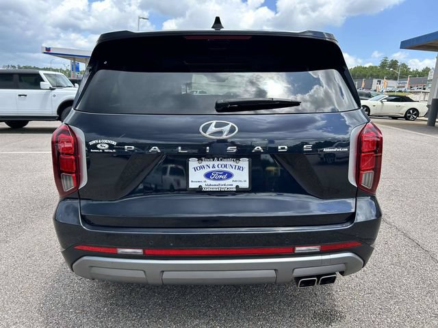 Used 2024 Hyundai Palisade SEL w/ Premium Package FWD image 4