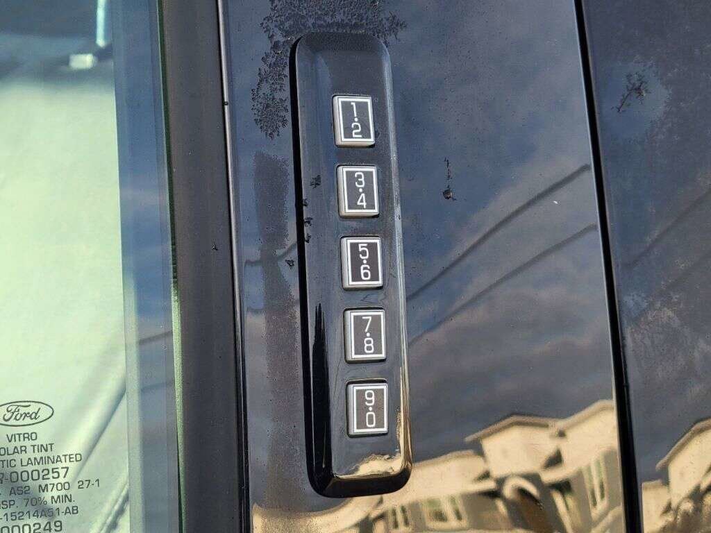 Certified 2021 Ford F350 Lariat AWD/4WD image 23