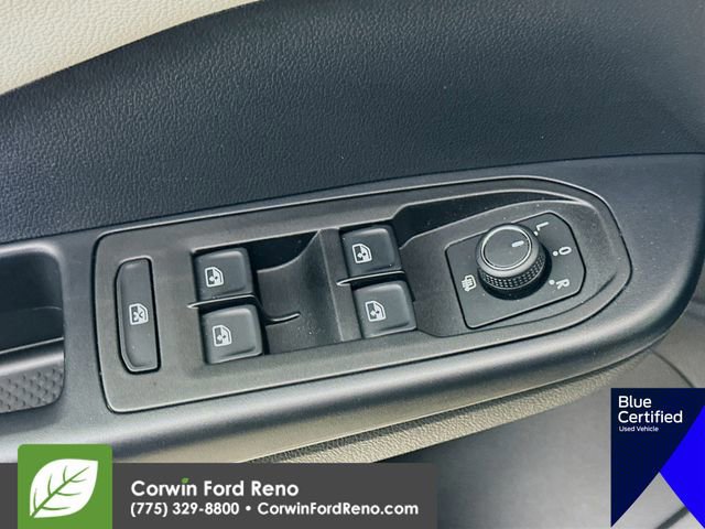 Used 2025 Volkswagen Taos SEL image 20