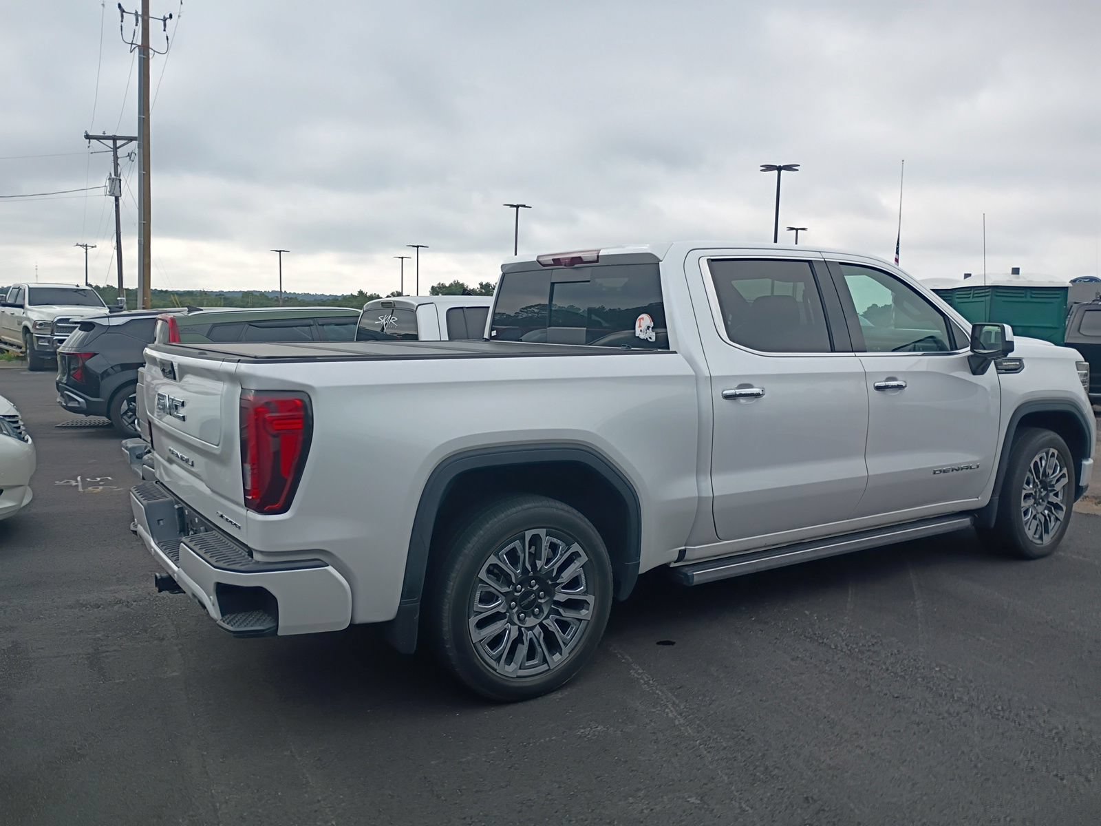 Used 2024 GMC Sierra 1500 Denali Ultimate AWD/4WD image 10