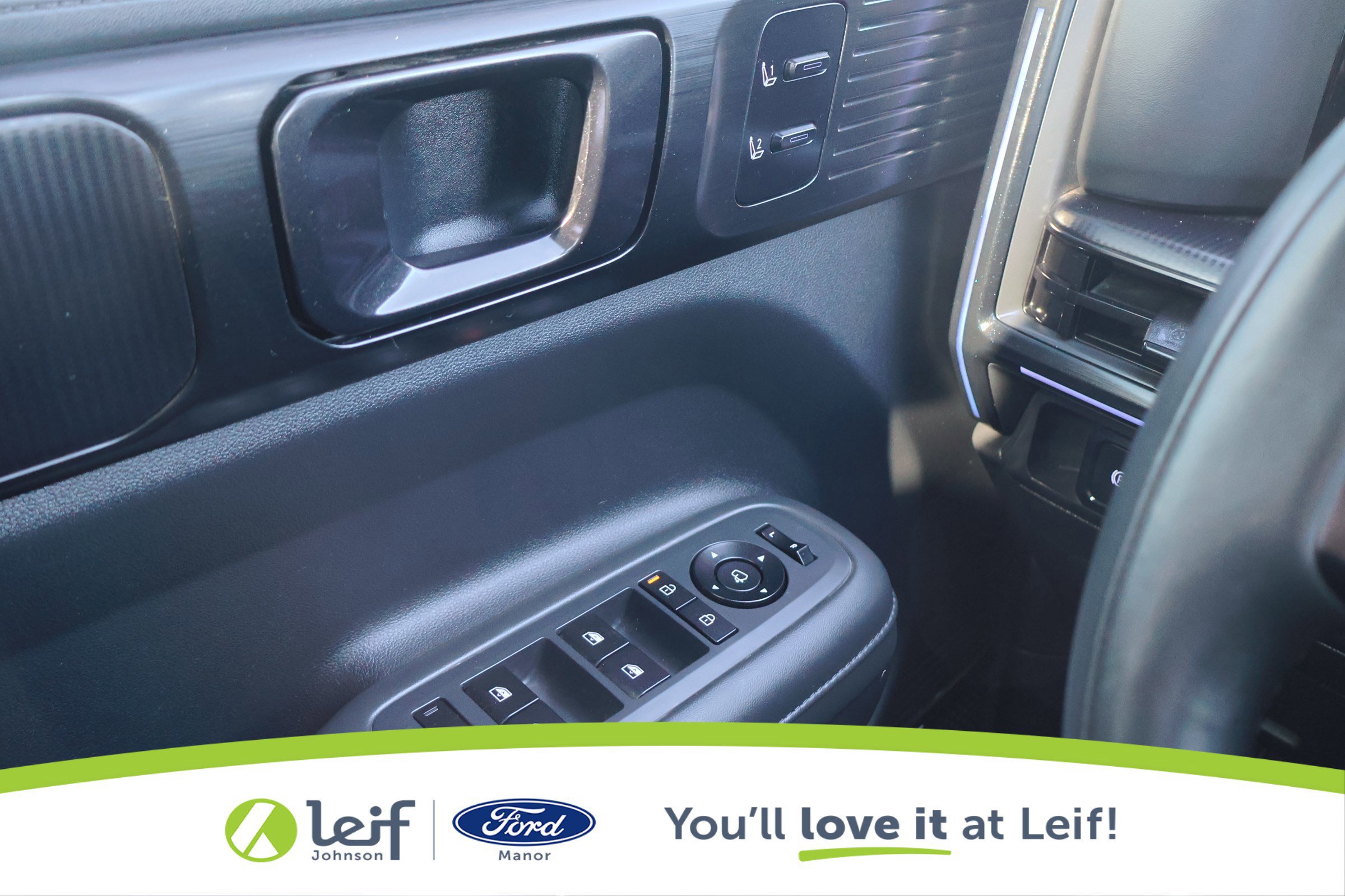 Used 2025 Hyundai Santa Fe Calligraphy image 15