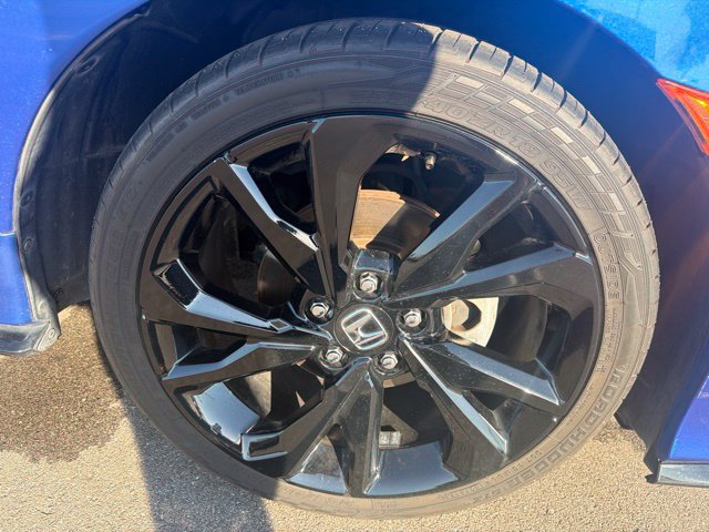 Used 2018 Honda Civic Sport image 4