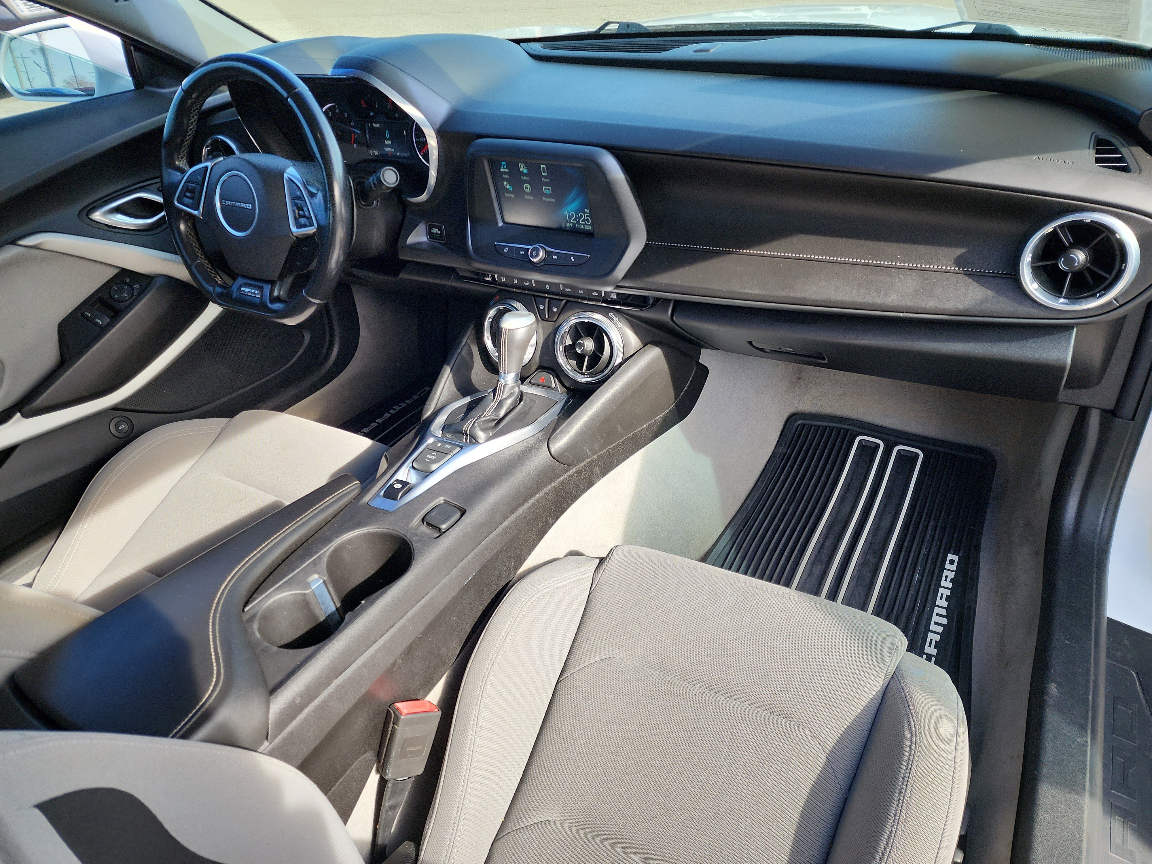 Used 2017 Chevrolet Camaro LT w/ RS Package image 15