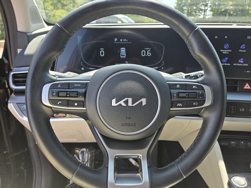 Used 2024 Kia Sportage EX AWD/4WD image 28