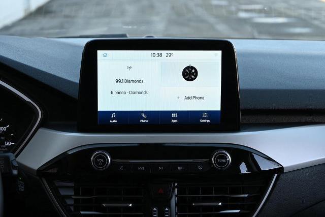 Certified 2022 Ford Escape SE w/ SE Sport Appearance Package image 27