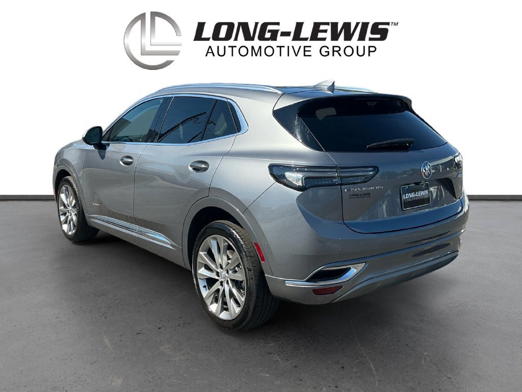 Used 2022 Buick Envision Avenir w/ Technology Package II FWD image 4