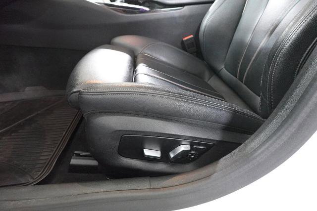 Used 2019 BMW 540i xDrive w/ Convenience Package image 11