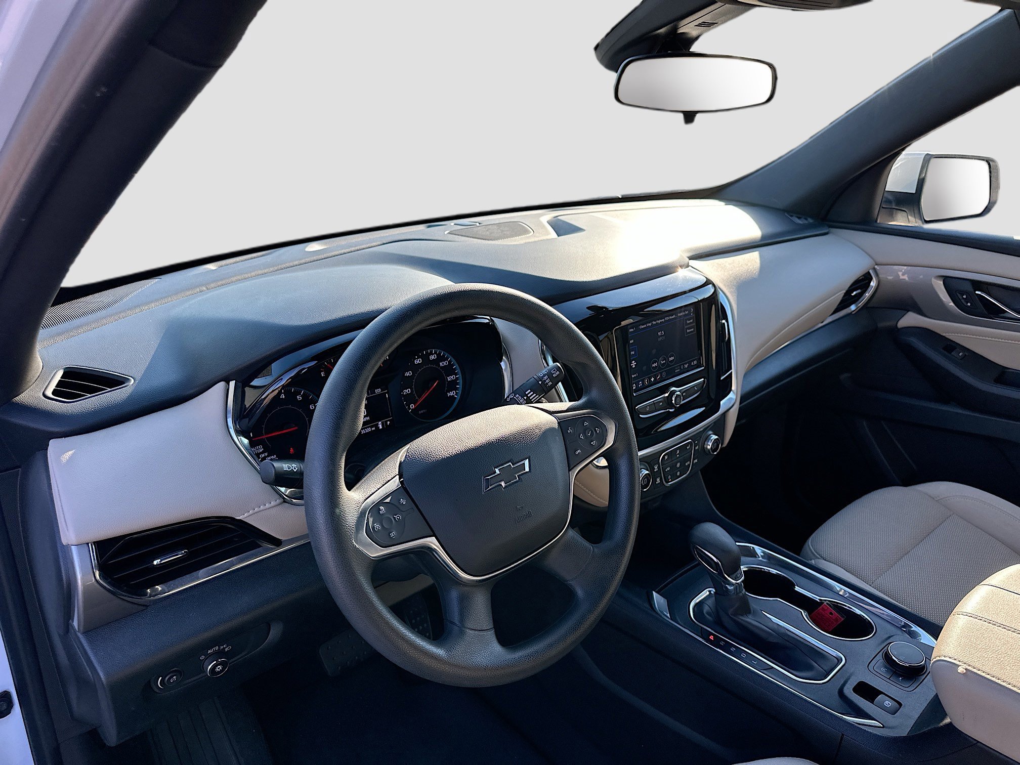 Used 2023 Chevrolet Traverse LS w/ Midnight/Sport Edition image 9