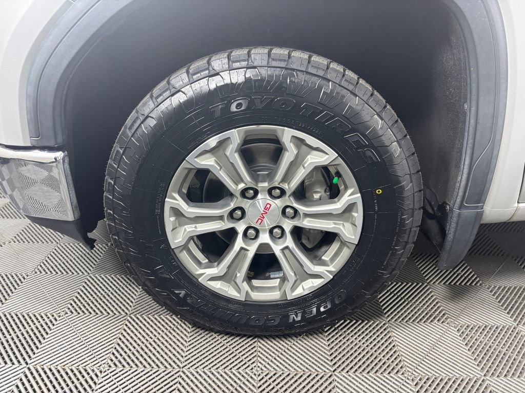 Used 2020 GMC Sierra 1500 SLT AWD/4WD image 11
