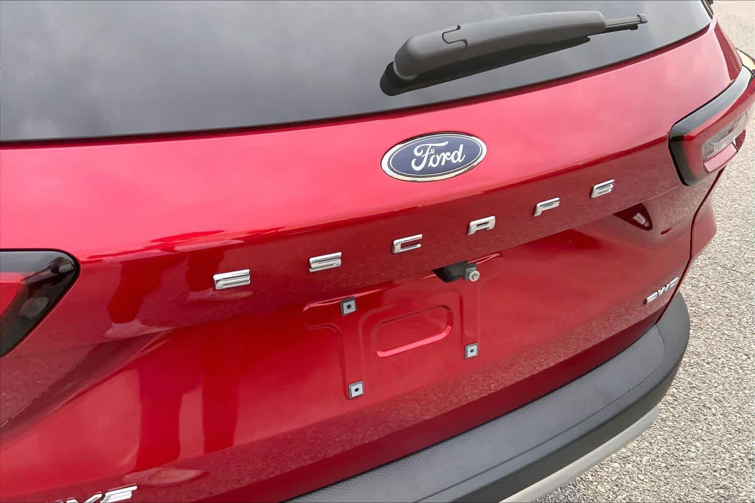 Certified 2023 Ford Escape Active AWD/4WD image 30