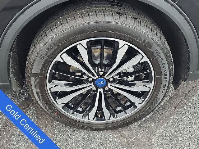 Certified 2022 Ford Escape SEL w/ SEL Stealth AWD Package image 5