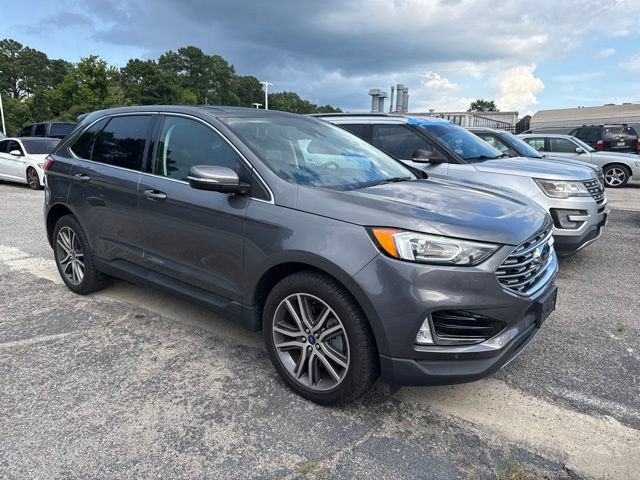 Certified 2022 Ford Edge Titanium AWD/4WD image 1