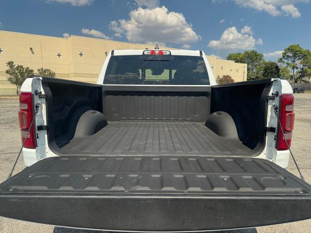Used 2022 RAM 1500 Limited w/ Body Color Bumper Group AWD/4WD image 17