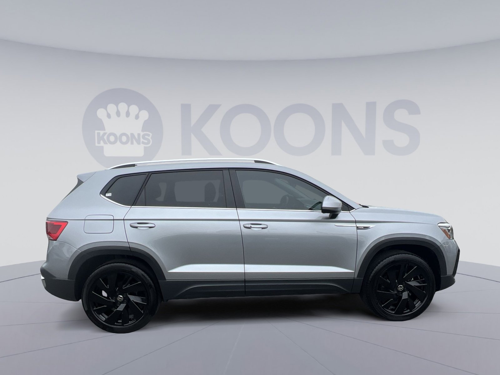 Used 2024 Volkswagen Taos SEL AWD/4WD image 17