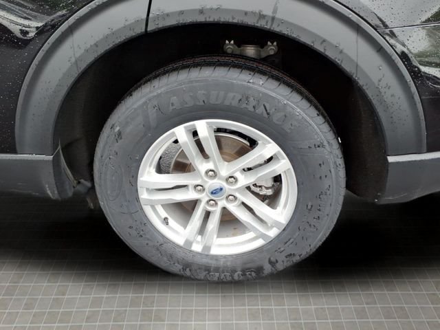 Certified 2023 Ford Explorer XLT w/ Class IV Trailer Tow Package AWD/4WD image 16
