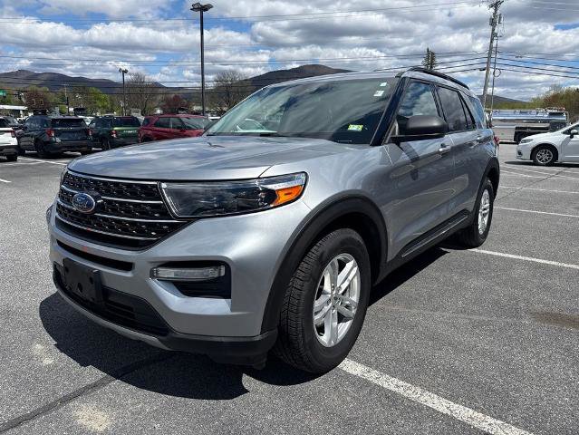 Certified 2020 Ford Explorer XLT w/ Equipment Group 202A AWD/4WD image 7