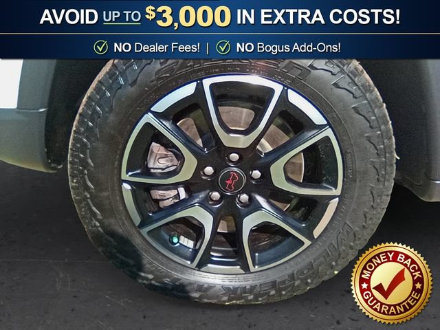 Used 2025 Jeep Compass Trailhawk AWD/4WD image 13