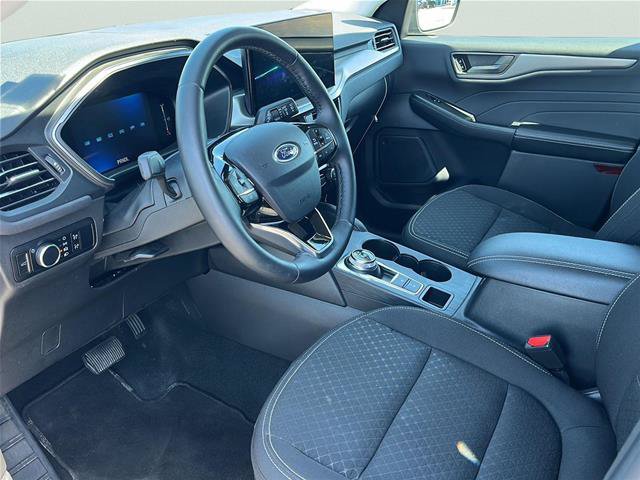 Certified 2024 Ford Escape Active w/ Tech Pack #1 AWD/4WD image 9
