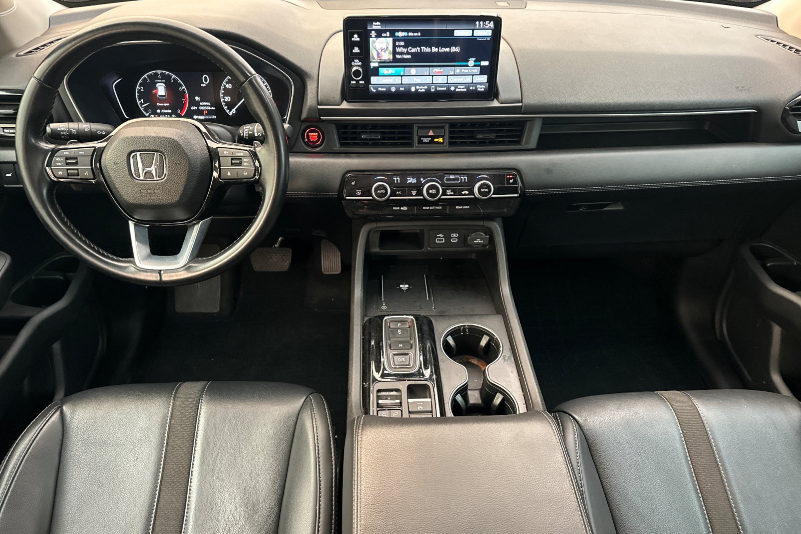 Used 2025 Honda Pilot EX-L image 12