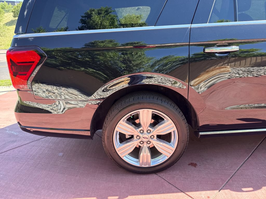 Certified 2024 Ford Expedition Max Platinum AWD/4WD image 34