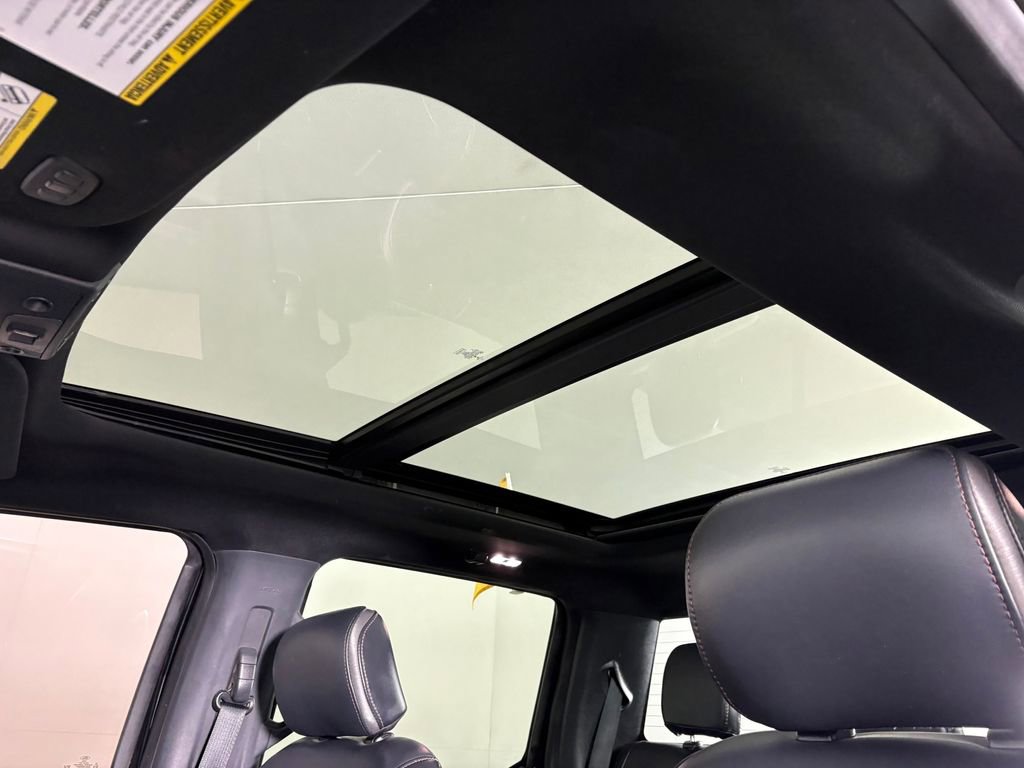 Certified 2022 Ford F350 Platinum w/ Tremor Off-Road Package AWD/4WD image 26