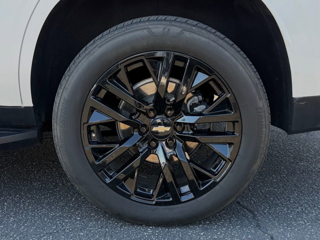 Used 2023 Chevrolet Tahoe High Country image 12