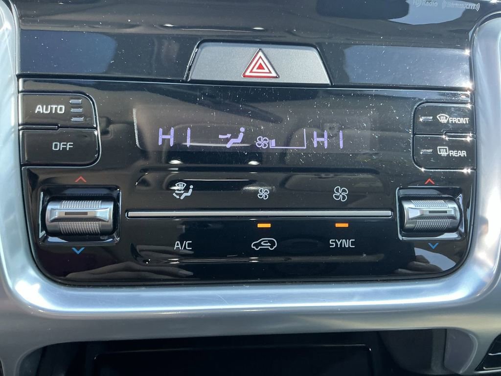 Used 2022 Kia Sorento SX image 17