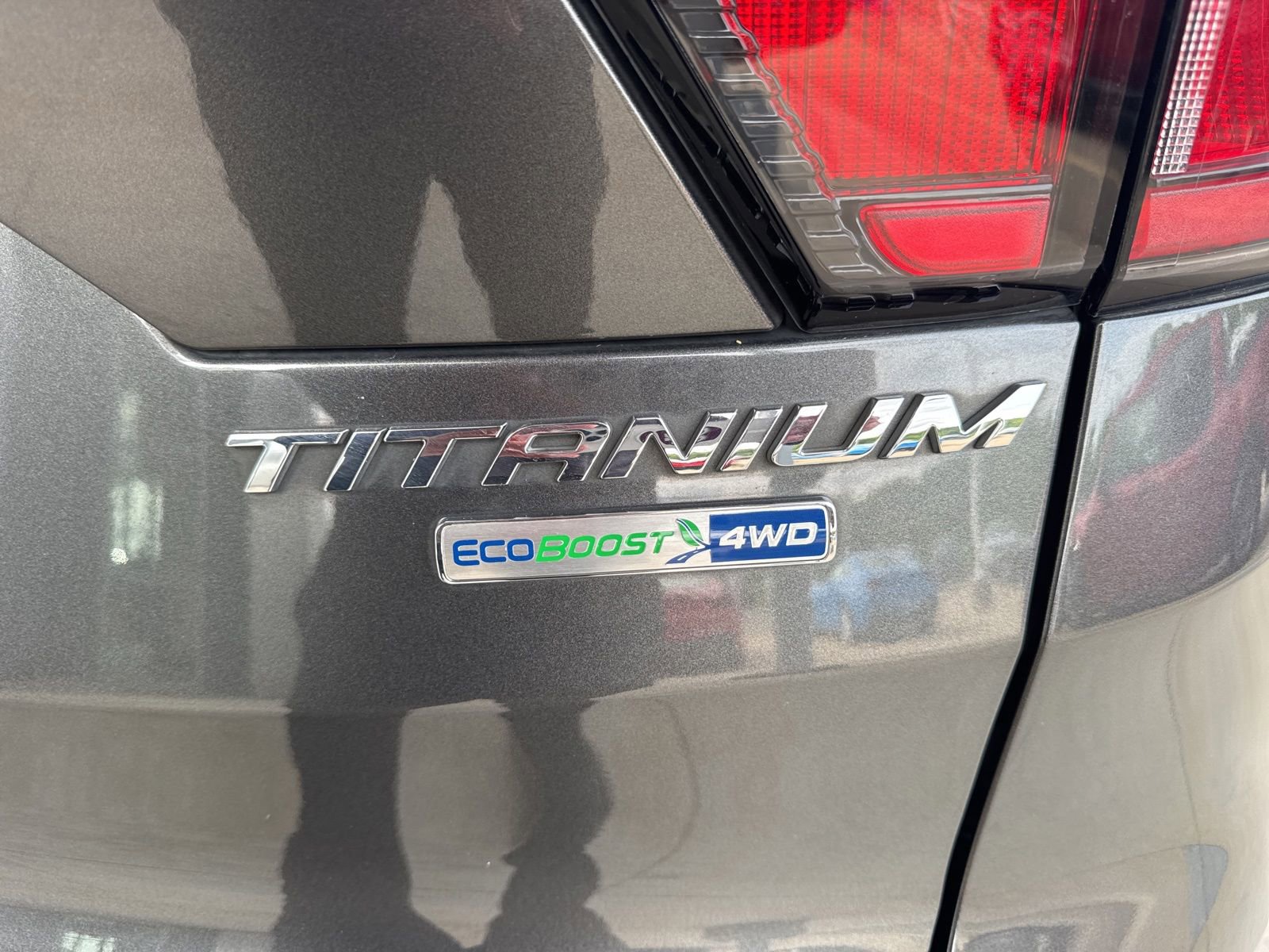 Certified 2018 Ford Escape Titanium AWD/4WD image 15