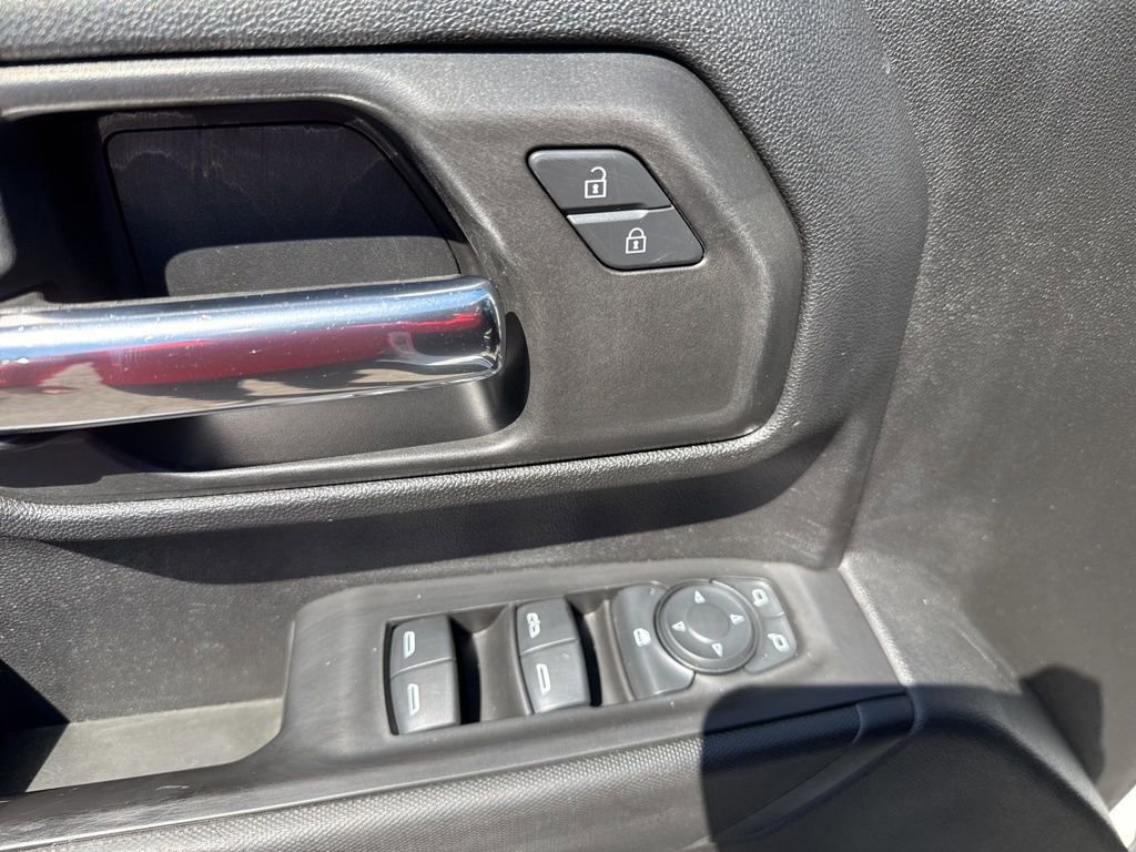 Used 2020 GMC Sierra 2500 4x4 Crew Cab w/ Convenience Package image 17