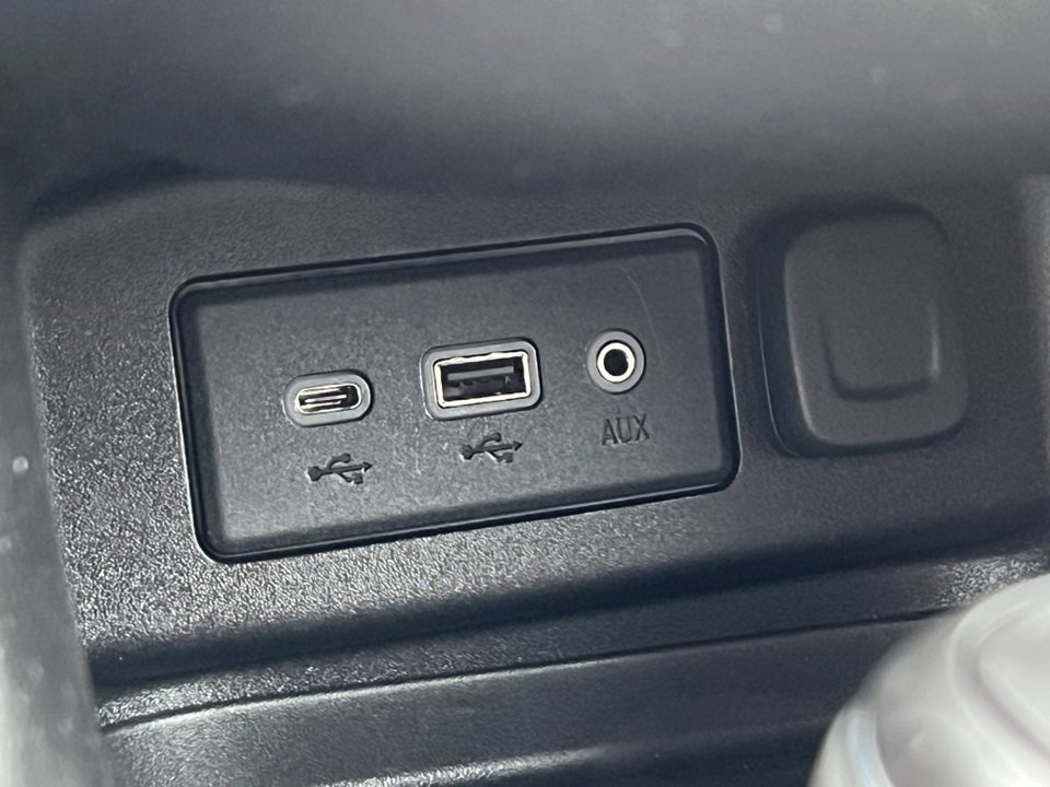 Used 2020 Chevrolet Equinox LT image 24