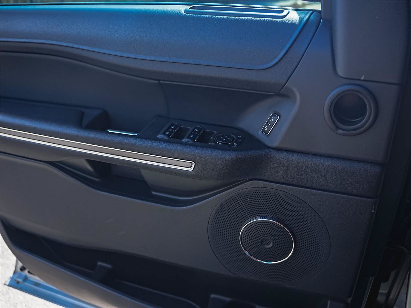 Certified 2022 Ford Expedition XLT RWD image 16