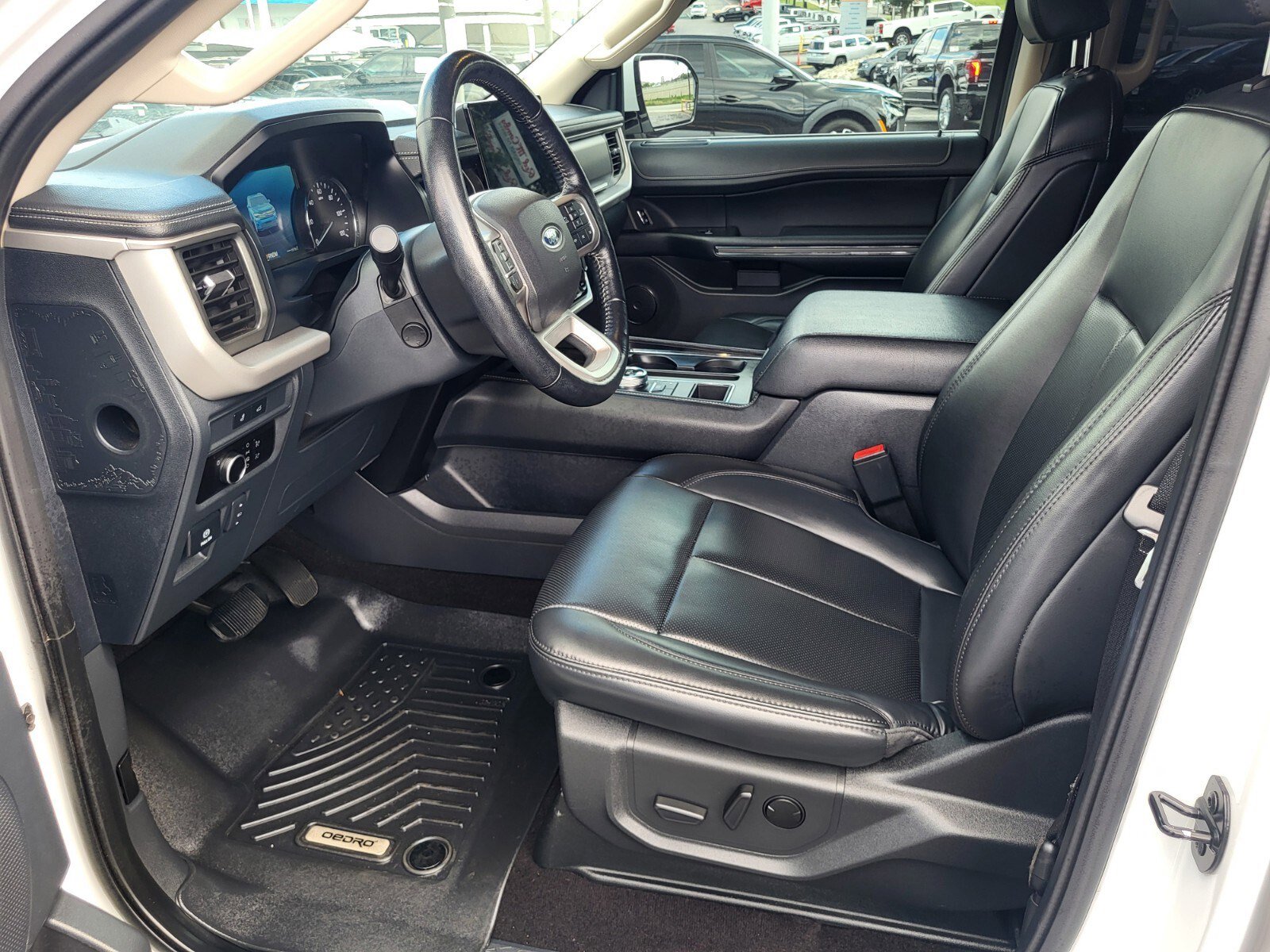 Certified 2023 Ford Expedition XLT RWD image 19