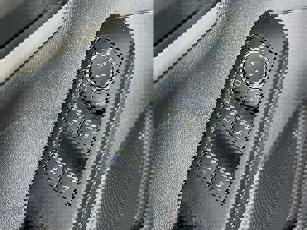 Certified 2022 Ford Escape S image 27