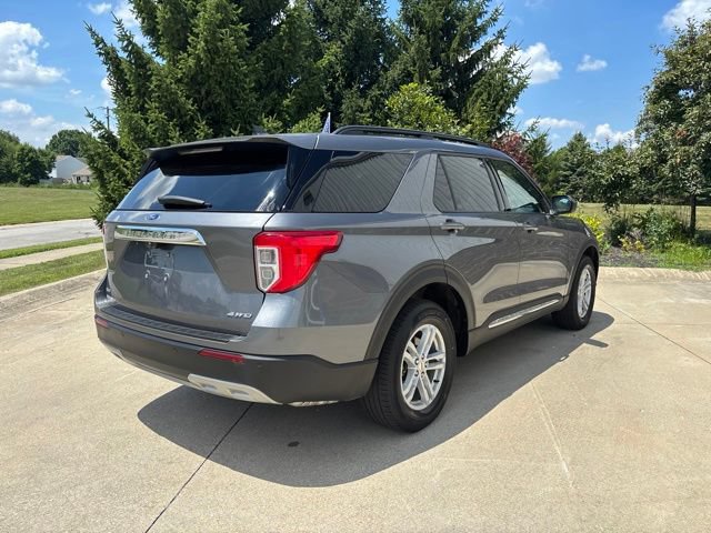 Certified 2023 Ford Explorer XLT w/ Equipment Group 202A AWD/4WD image 8