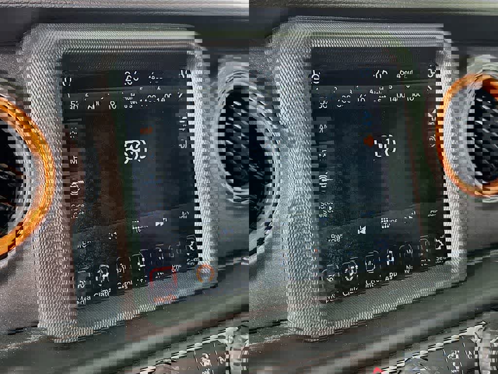 Used 2023 Jeep Gladiator Mojave w/ Dual Top Group image 20