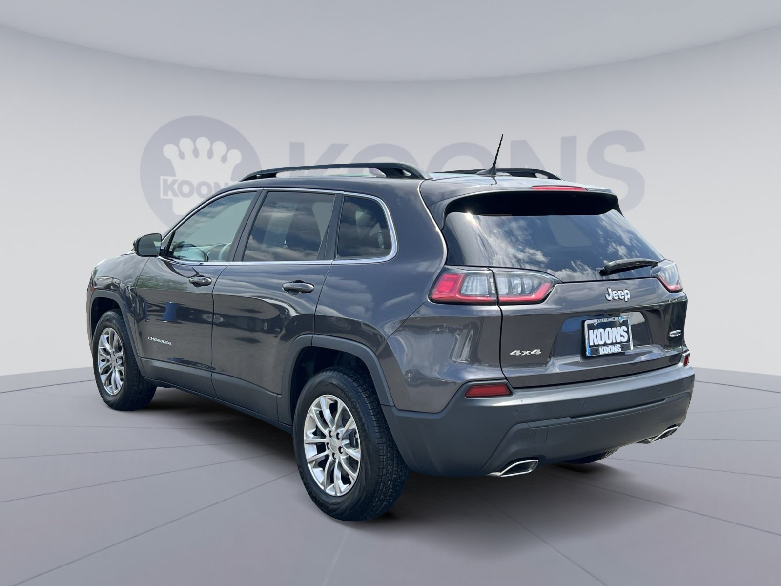 Used 2022 Jeep Cherokee Latitude Lux w/ Sun & Sound Group AWD/4WD image 14