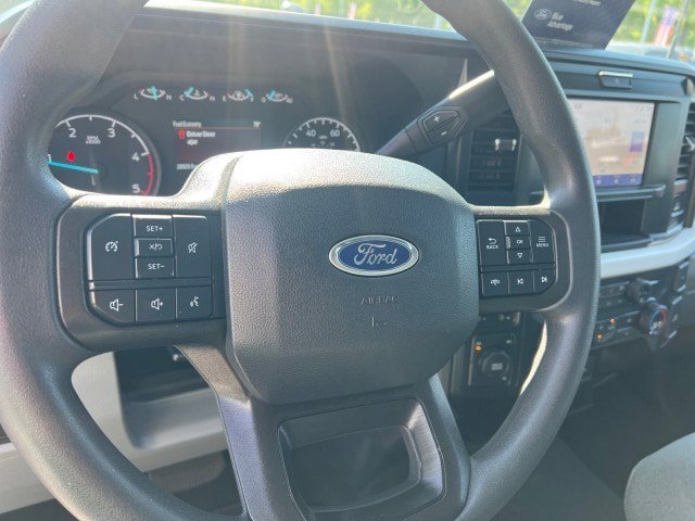 Certified 2025 Ford F250 XLT AWD/4WD image 13