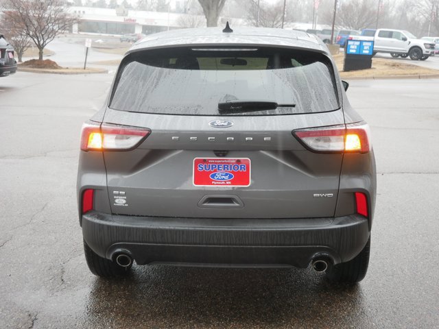 Certified 2022 Ford Escape SE w/ SE Sport Appearance Package image 4