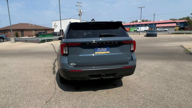 Certified 2026 Ford Explorer Active AWD/4WD image 8