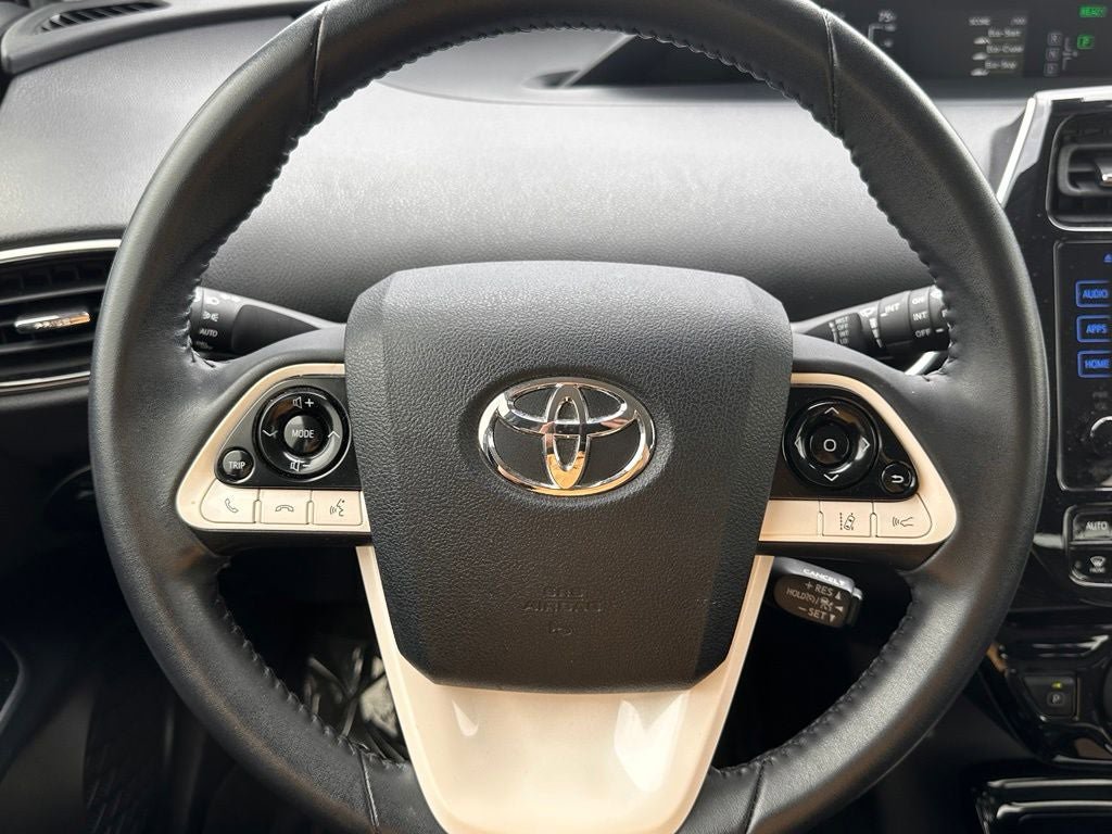 Used 2018 Toyota Prius Three FWD image 27
