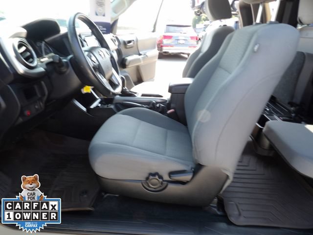 Used 2018 Toyota Tacoma SR5 RWD image 31