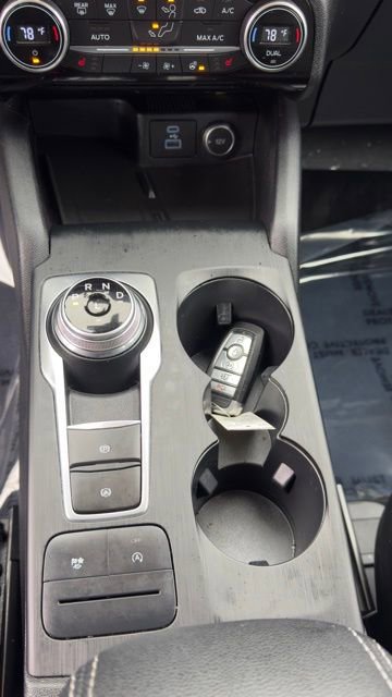 Certified 2021 Ford Escape SEL w/ Technology Package image 16